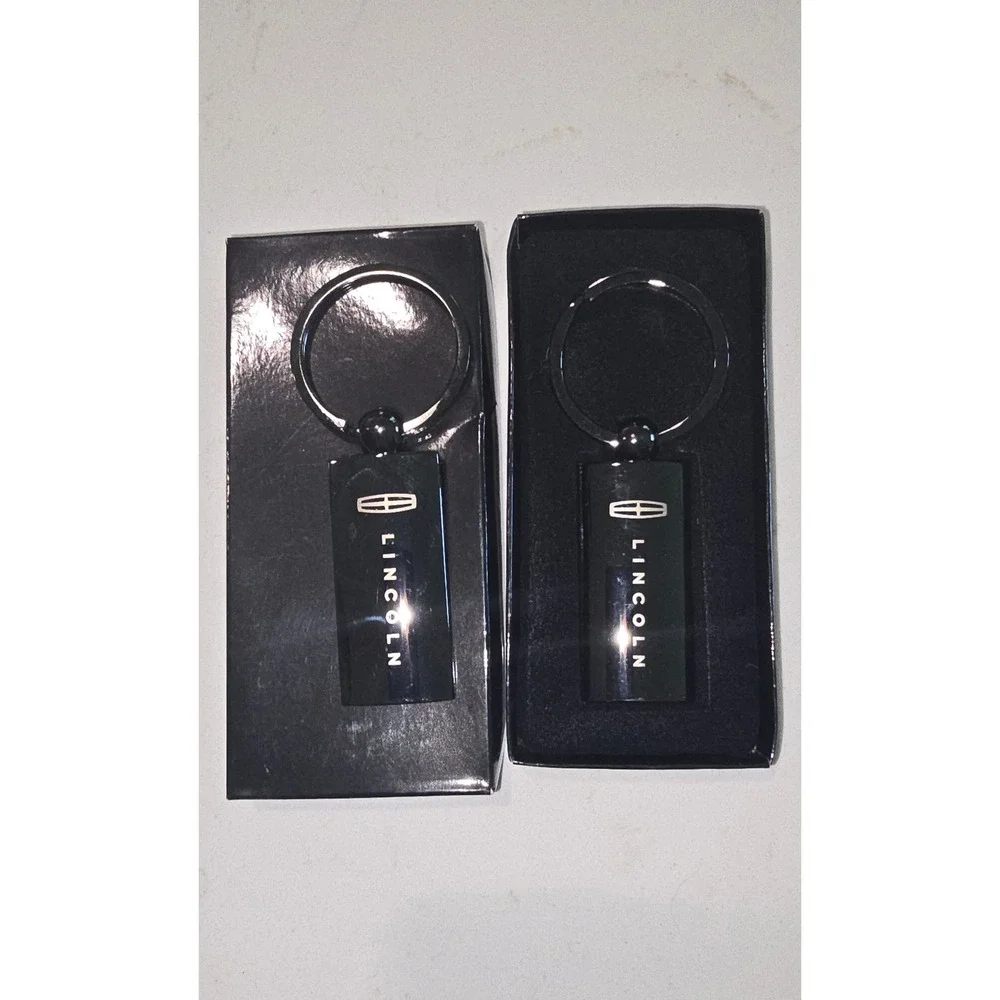 Pair of Lincoln Logo Metal Keychains Black Chrome Automotive Key Fobs 2 Pack